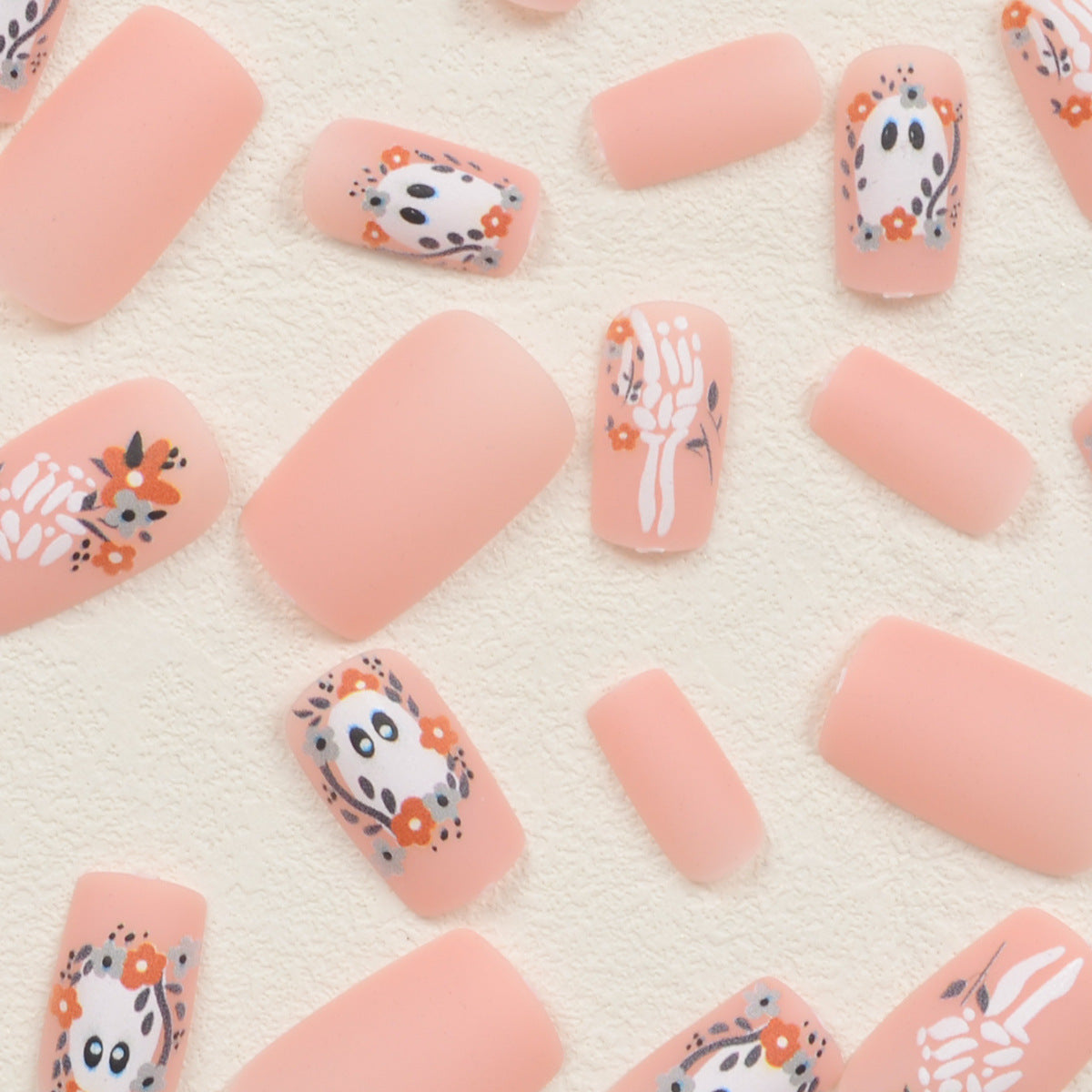 Cartoon Ghost and Skull Halloween Nails, Matte Finish