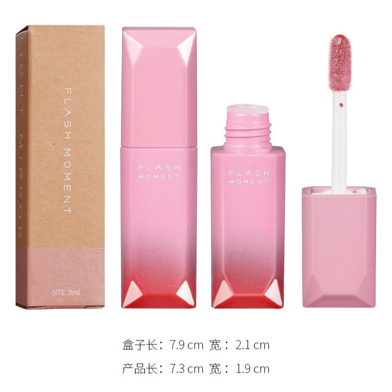 Popular Mirror-Gloss Lip Lacquer, Non-Sticky and Long-Lasting