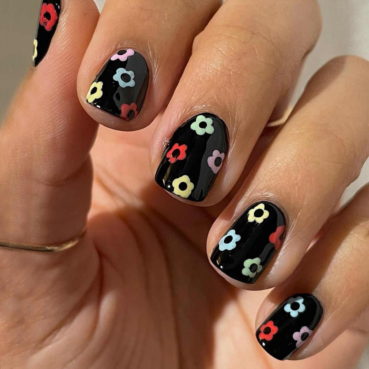 Popular Dark Square Short Nails, Cute Flower and Cartoon Design