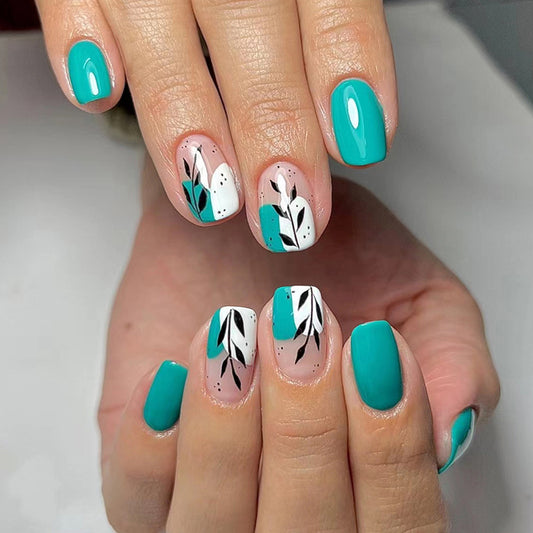 Popular Summer Fresh Mid-Length Nails, Lake Blue with Leaf Design